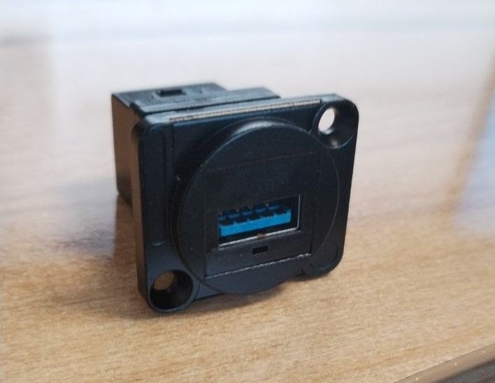 Разъем встраиваемый USB 3.0 Форма "Квадрат\Квадрат" АМ